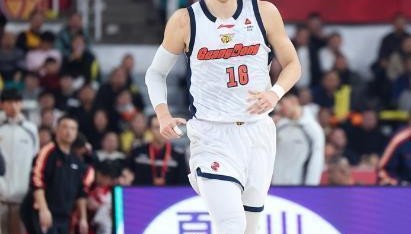 pg模拟器中文-排队道歉！广东新援用表现回应质疑 5分钟砍10+8太强悍